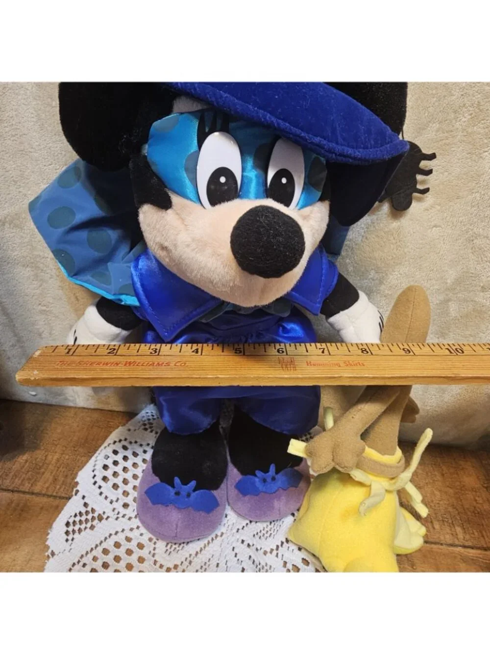 VINTAGE Disney Minnie Mouse 15